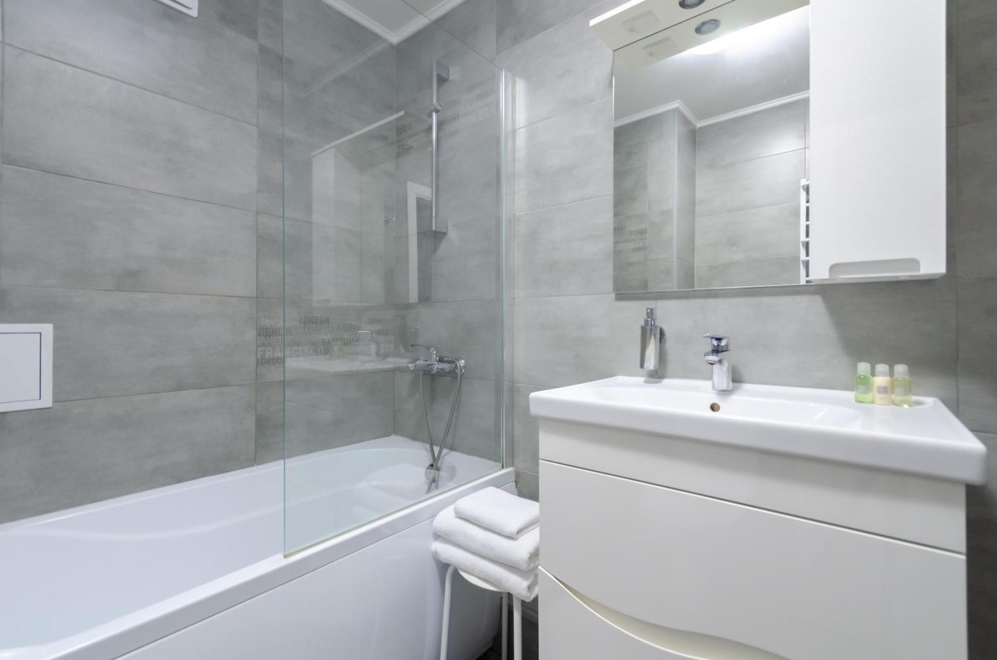Petrovdom Apartments 199A-199B In Rc Kvartet, 16Г Vasyl Lypkivskyi Street كييف المظهر الخارجي الصورة
